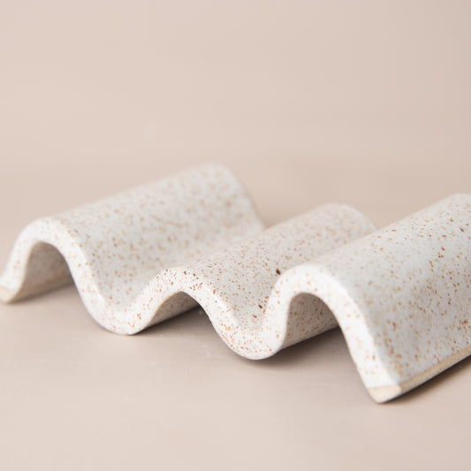 Soap Dish Wave | White Speckle